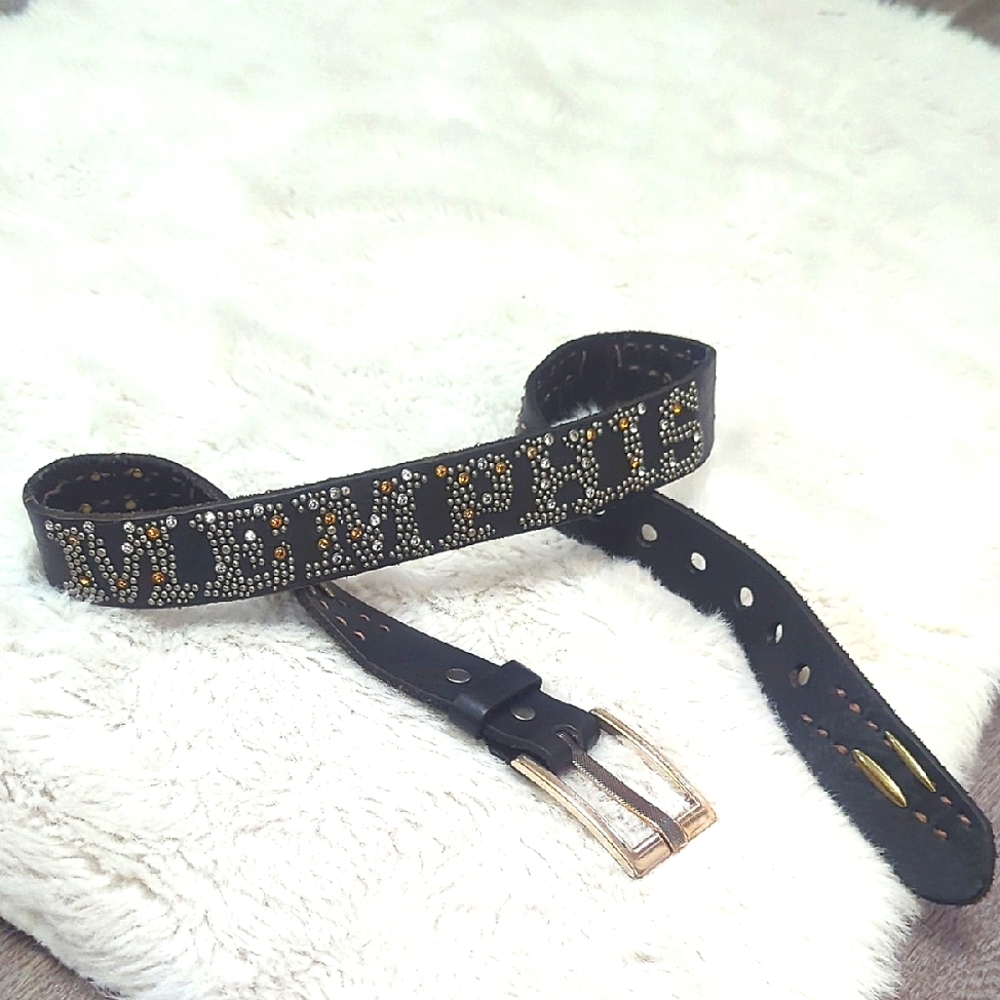 LEATHER ISLAND by BILL LAVIN Memphis Studded Belt
